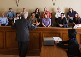 Presunção de influência do júri não basta para mudança de foro