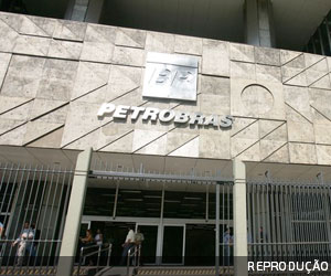 TRT-1 mantém proibição de Petrobras reduzir jornada e salário