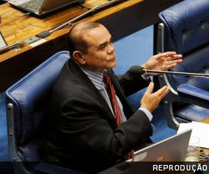 Turma do STF condena Aníbal Gomes por corrupção passiva e lavagem